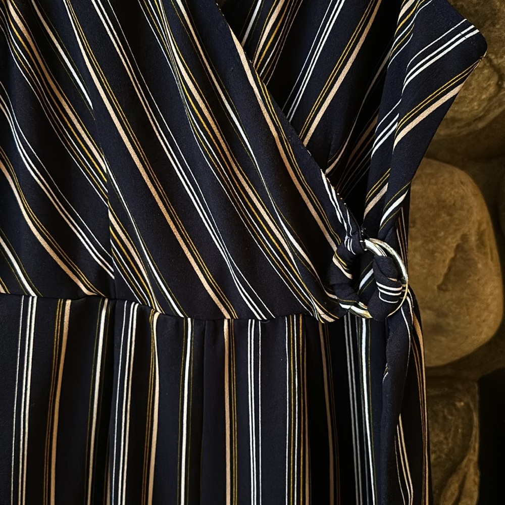 Beautiful jumper - Picture 2 of 5
